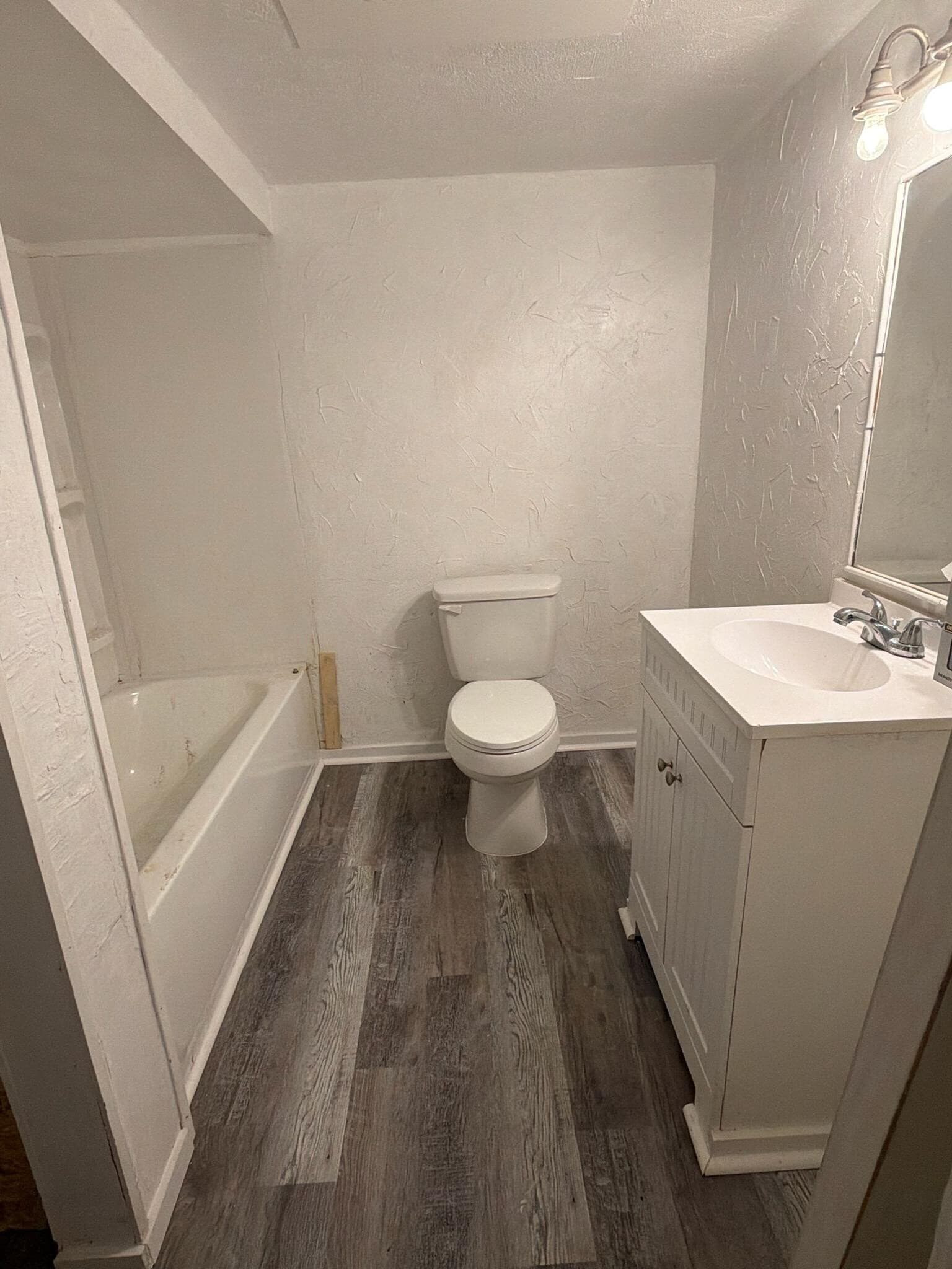 Building Photo - 612 Hamilton Ave