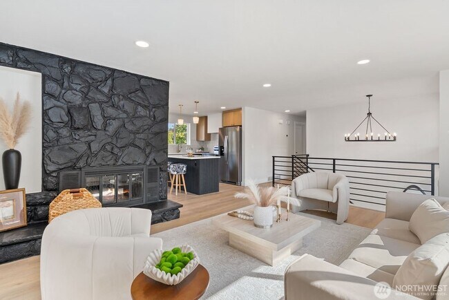 Building Photo - 11602 SE 210th Pl