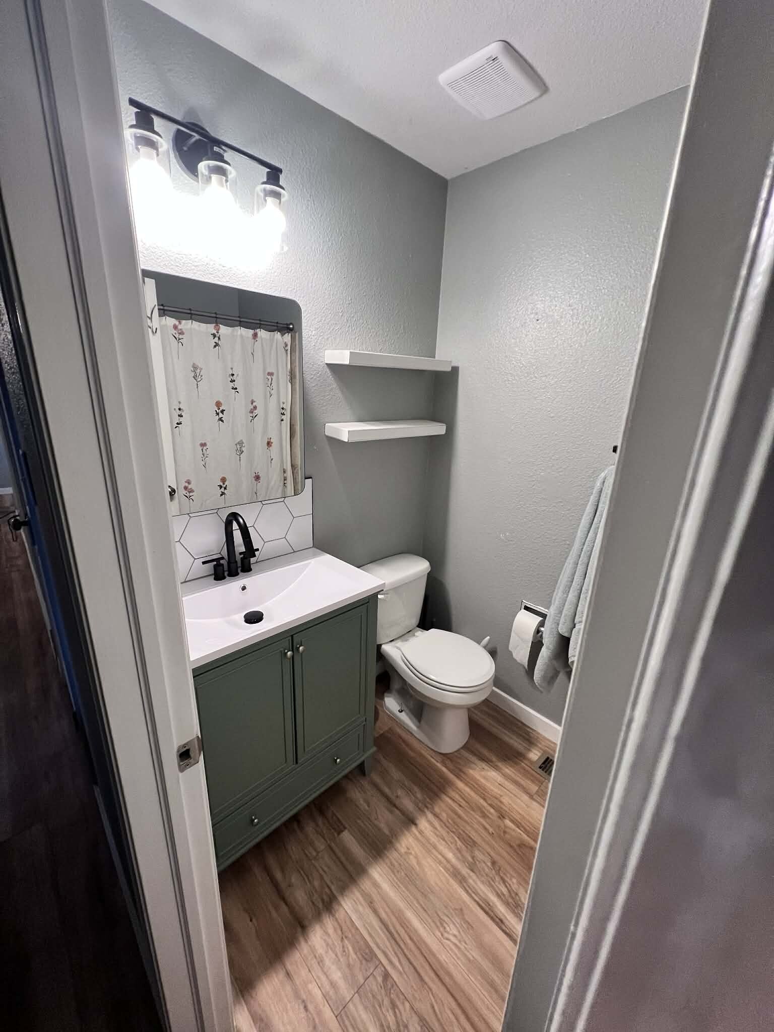 Building Photo - 4615 Frost Dr