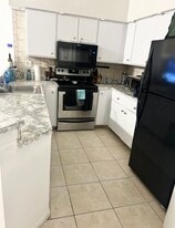 Building Photo - 2445 SW 18th Ter