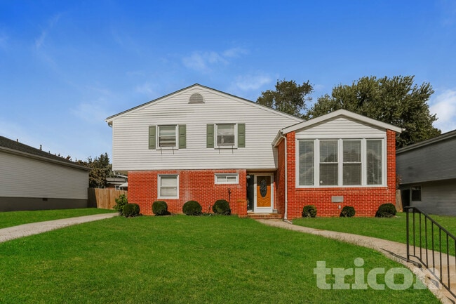 Building Photo - 7910 Brookhaven Rd