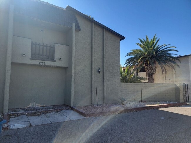 Building Photo - 1773 E Harmon Ave