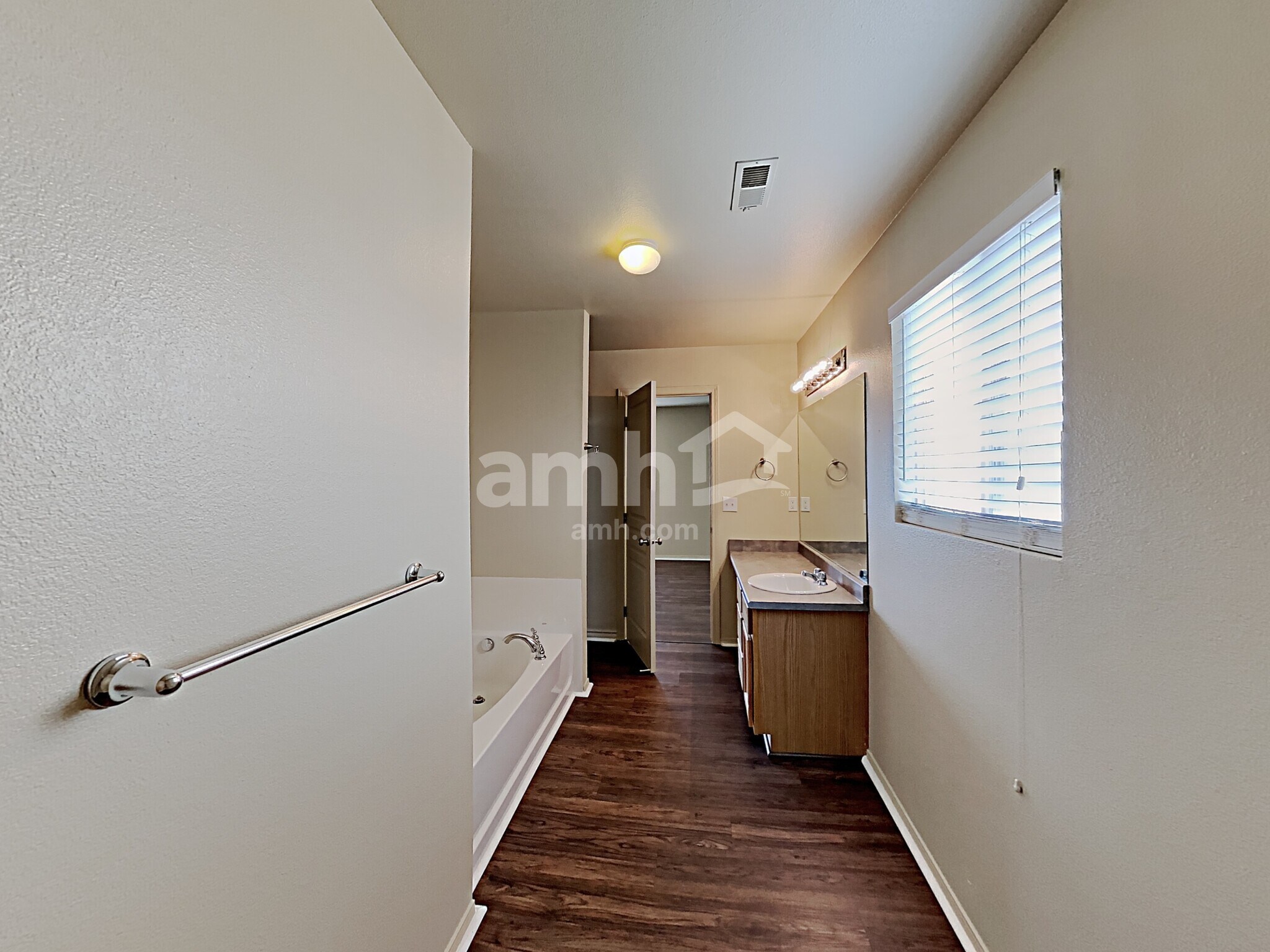 Building Photo - 2776 Willow Way