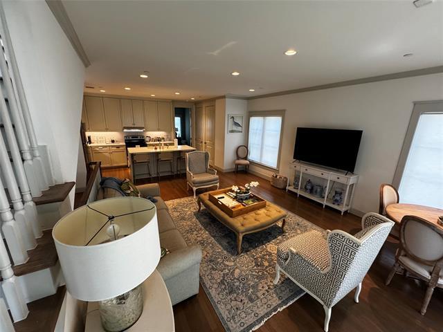 Building Photo - 1019 N Bishop Ave