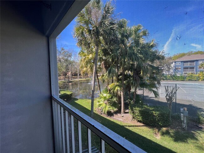 Building Photo - 1203 Clubside Dr