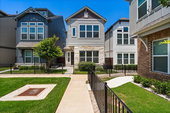 Building Photo - 13615 Terrett Trce