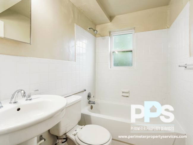 Building Photo - 195 Randolph St NE