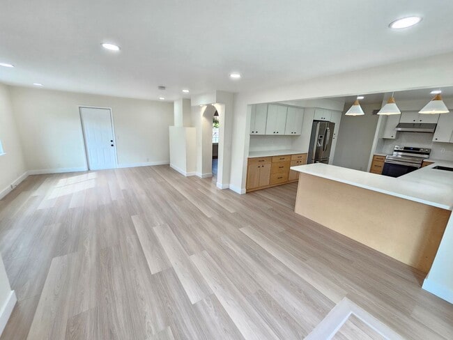 Building Photo - Beautiful San Jose Home