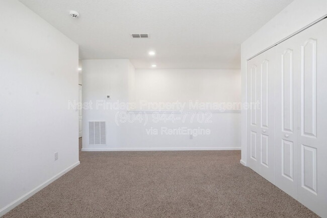 Building Photo - 190 Ardila Cir