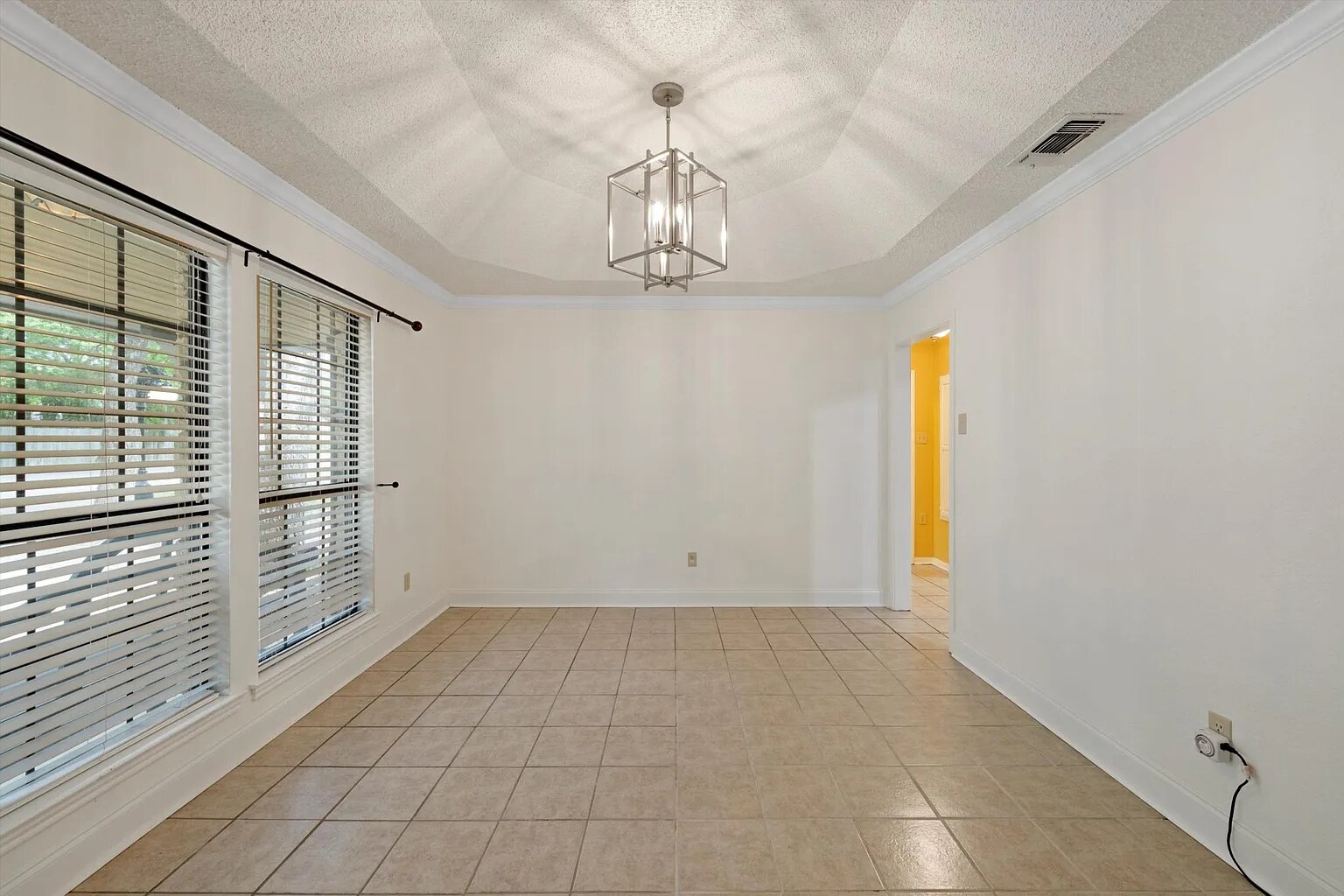 Building Photo - 273 Leafy Hollow Ln