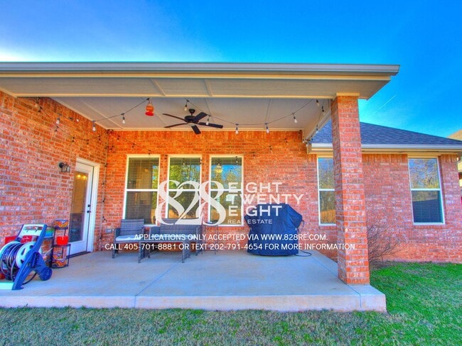 Building Photo - **COMING JANUARY 2ND!!!** STUNNINGLY BEAUTIFUL SPACIOUS 5 BED/3 BATH HOME IN ST JAMES PARK!