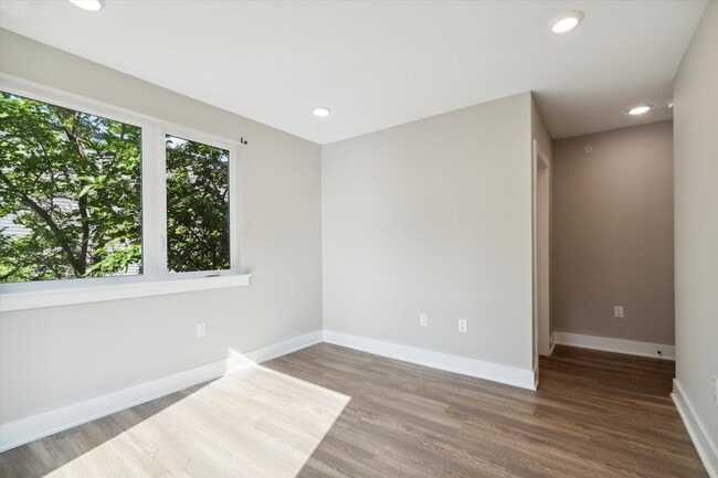 Building Photo - 1739 Page St