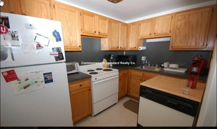 Primary Photo - 310 Tappan St