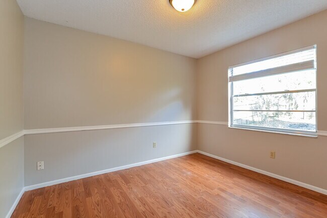 Building Photo - 9360 Toby Ln