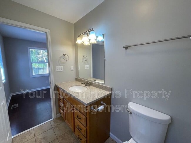 Building Photo - 1596 Foote St NE
