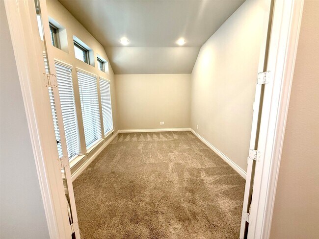Building Photo - 29122 Parker Heights Ln
