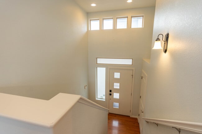 Building Photo - 4490 Vindaloo Dr