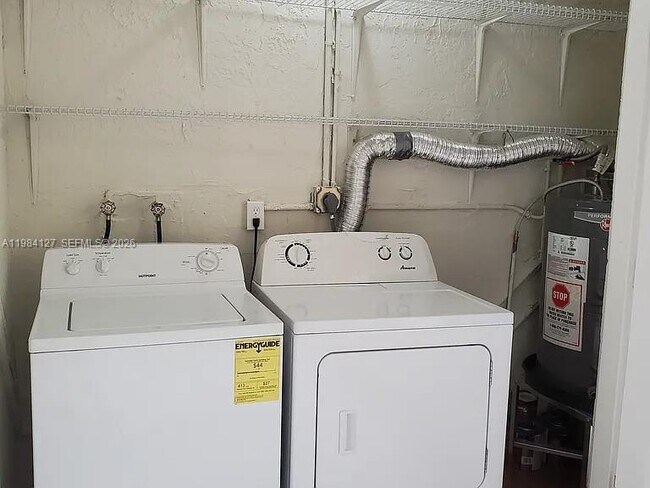 Building Photo - 10885 NW 7th St