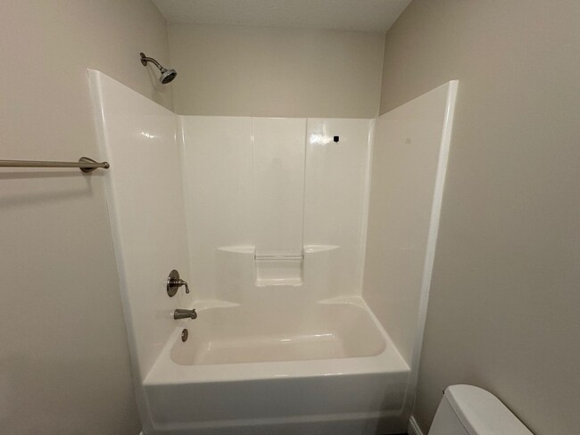 Building Photo - West AVL - Remodeled Two Bedroom Home Avai...