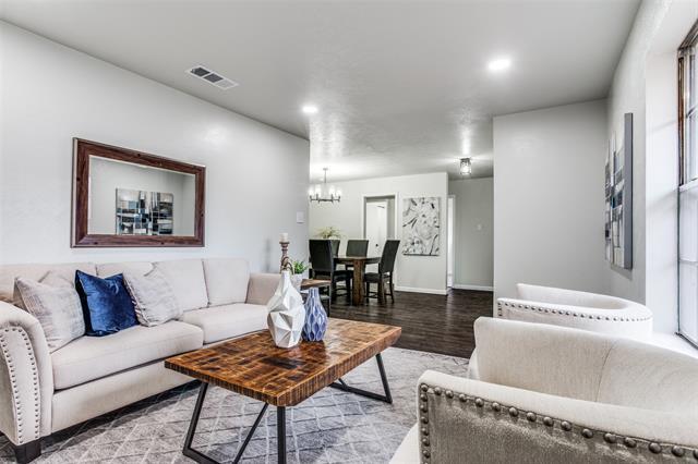 Building Photo - 4013 Burkett Dr