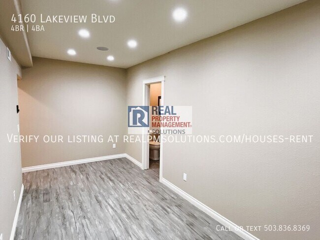 Building Photo - 4160 Lakeview Blvd