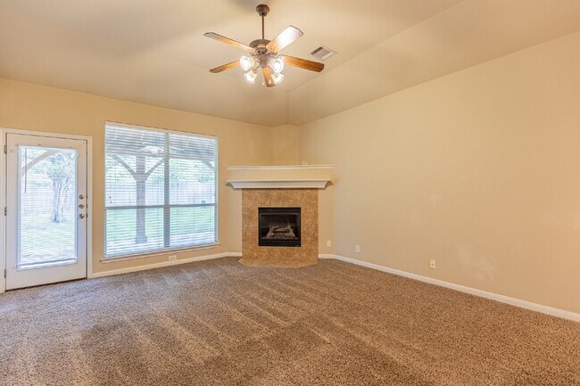 Building Photo - 630 Hookberry Trail