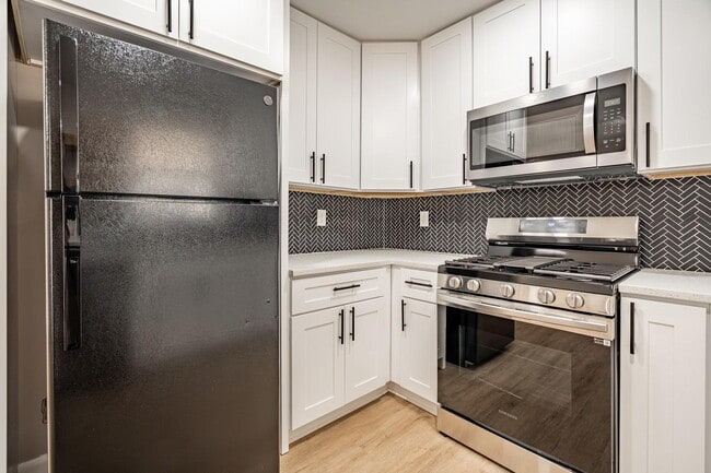 Building Photo - The Dollar Mill | Charming Home in a Prime Atlanta Location with easy access to nearby essentials...
