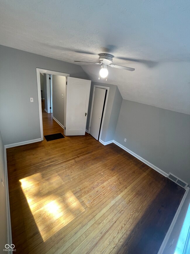 Building Photo - 429 E Edgewood Ave