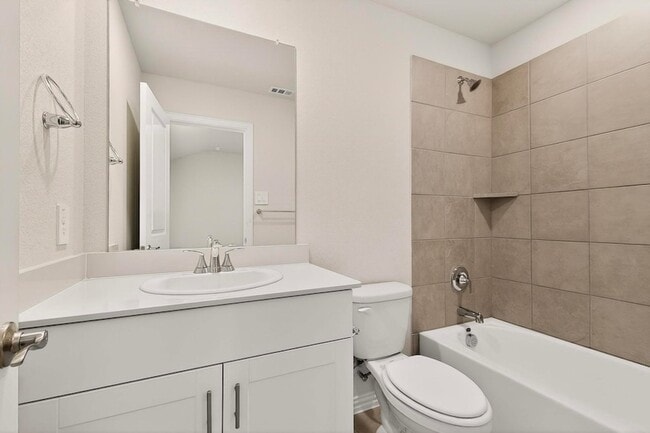 Building Photo - 504 Tidal Dr