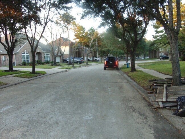 Building Photo - 25607 Creston Meadow Dr