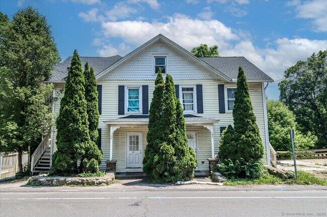 Building Photo - 34 Poplar St