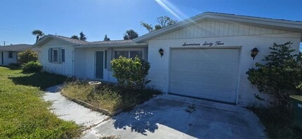 Building Photo - 1765 Elinor Pl