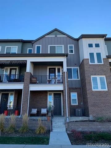 Building Photo - 618 E Hinsdale Ave