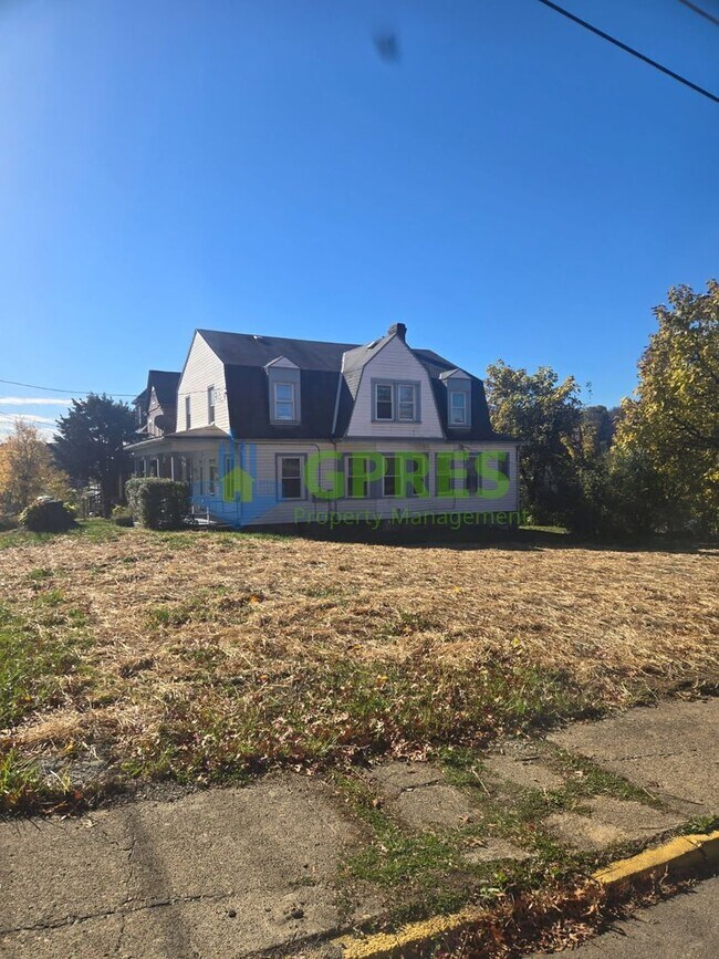 Building Photo - 159-161 Freeport Rd