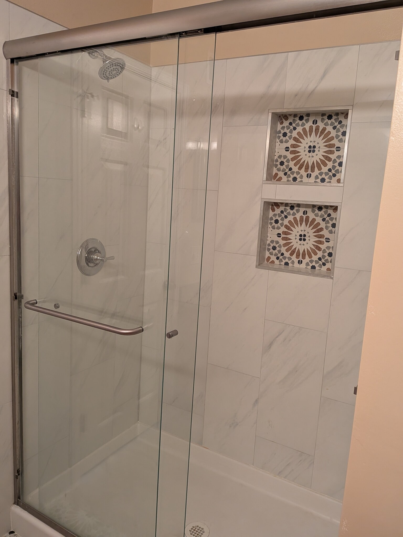 Building Photo - 12304 W Cross Dr