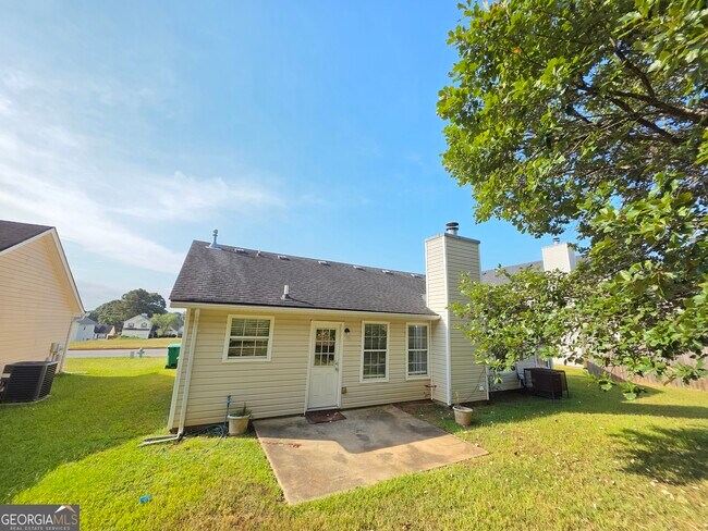 Building Photo - 2281 Rambling Way