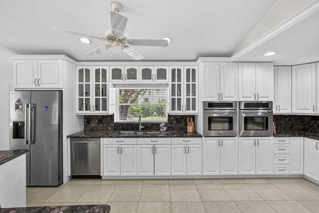 Building Photo - 5463 Sea Biscuit Rd