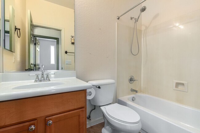 Building Photo - Private pool in highly sought after Goodye...