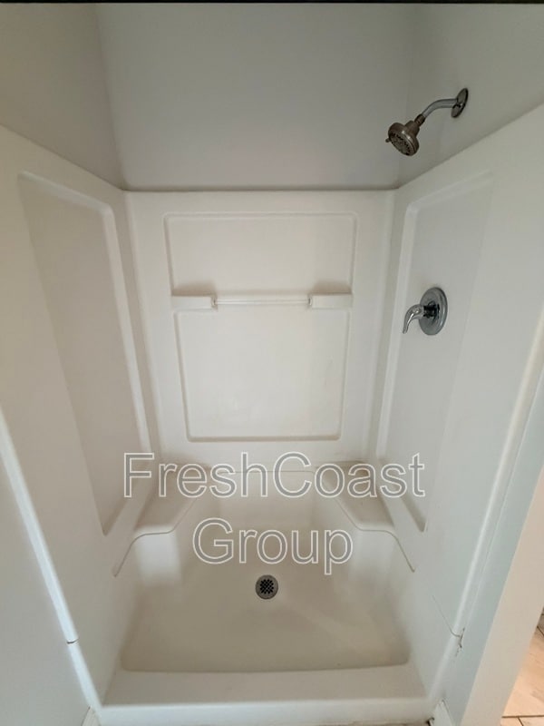 Building Photo - 2049 W 28th St