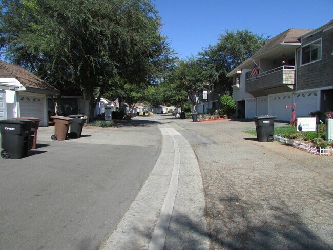 Building Photo - 22216 Caminito Escobedo