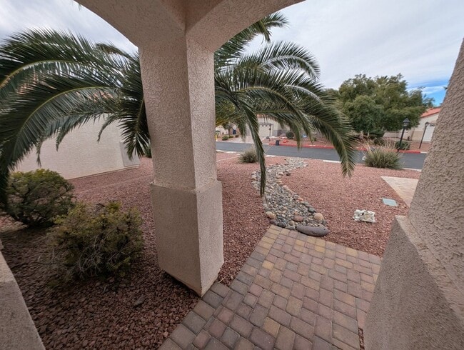 Building Photo - 8040 Villa Rosarito St