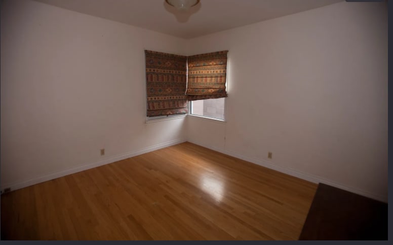 Building Photo - 404 E Orange St