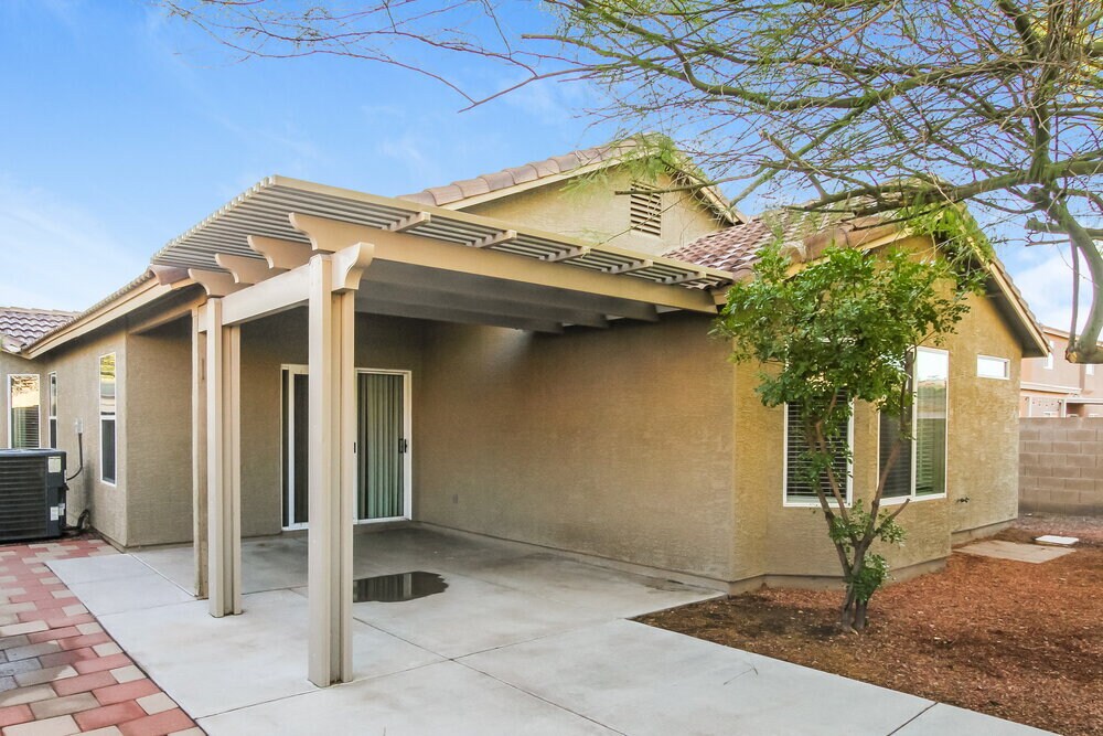 Building Photo - 884 S 242nd Dr