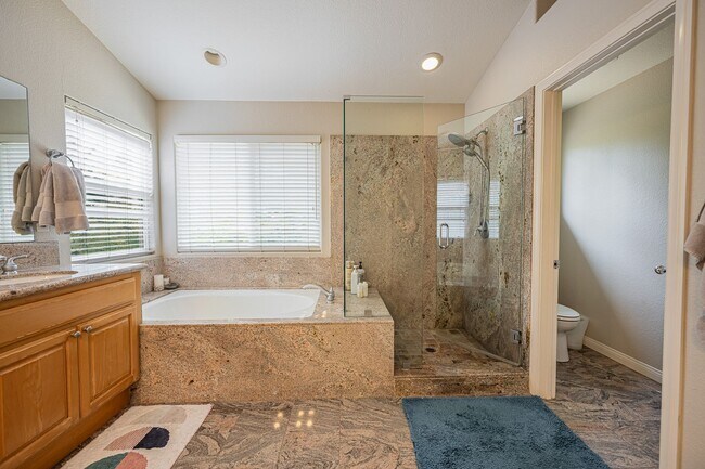 Building Photo - Resort-Style Encinitas Estate with Pool UNFURNISHED