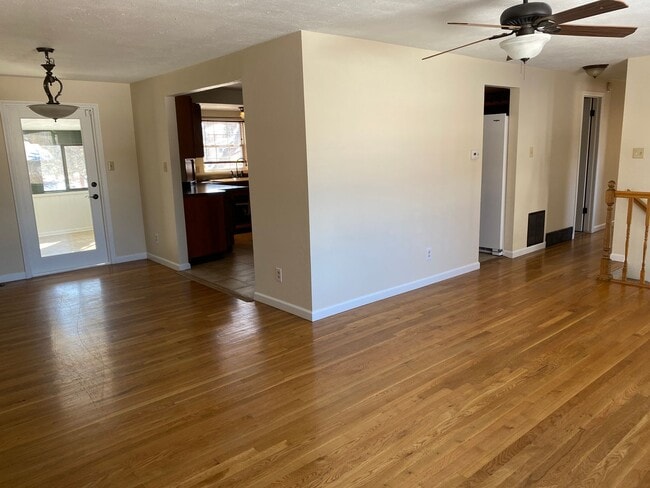 Building Photo - Great corner lot home backing up to open s...