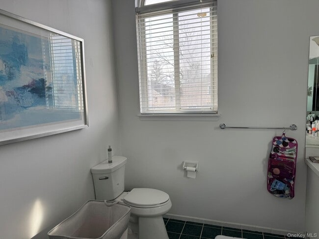 Building Photo - 7 B Orchard Beach Rd