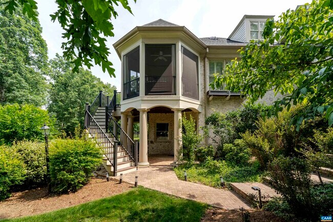 Building Photo - 1500 Piper Way