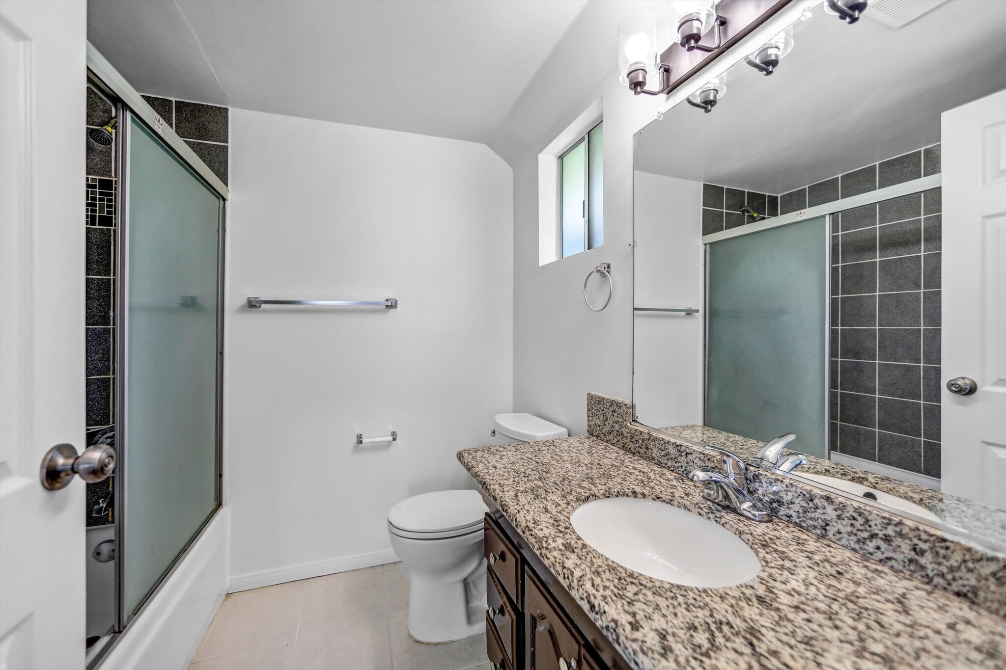 Building Photo - 17627 Caprino Pl