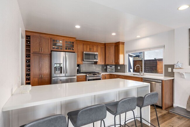 Building Photo - Enjoy the view from this 4 bedroom home with solar and overlooking the lagoon in quiet neighborhood