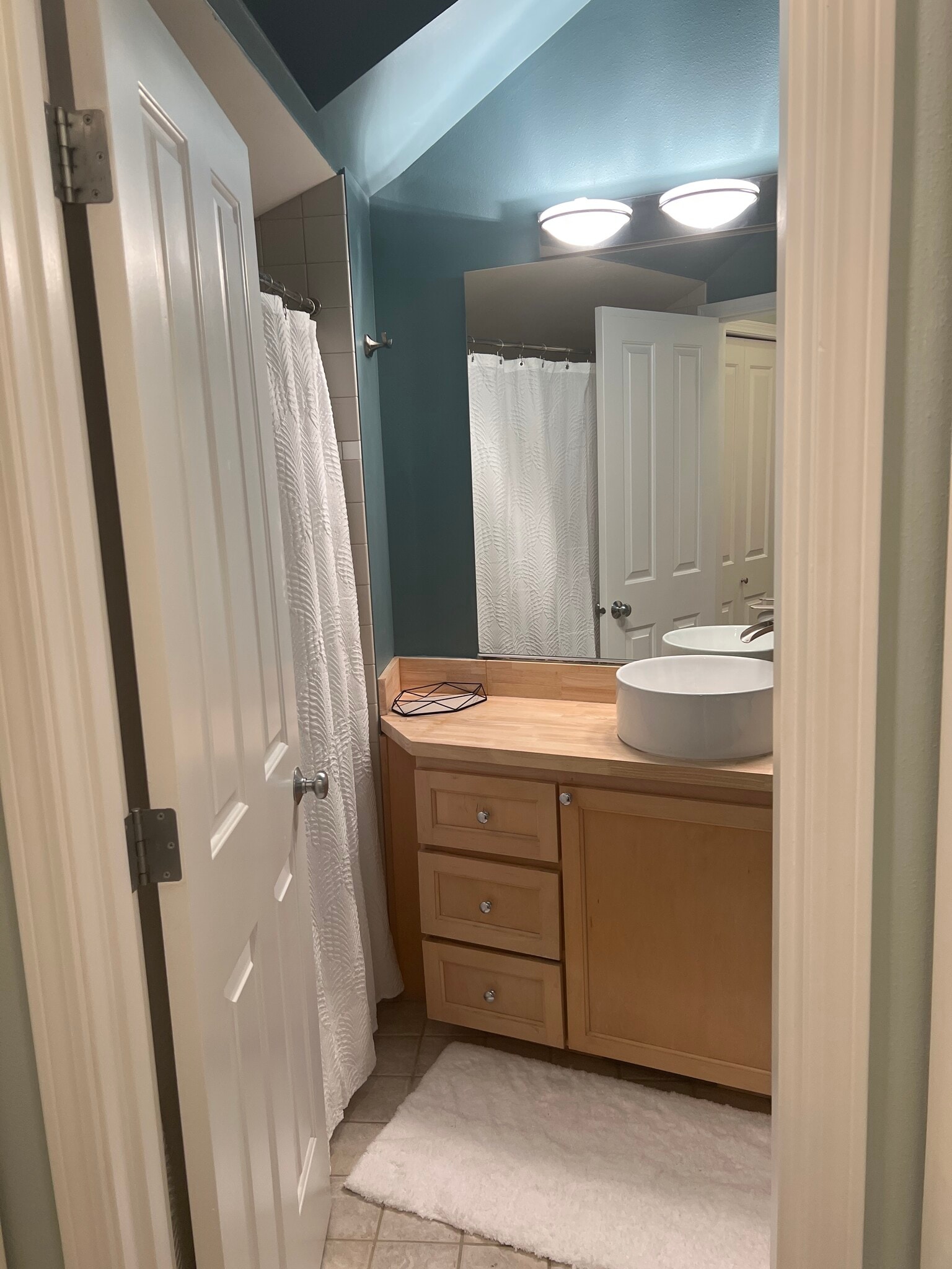 Master bath - 4135 Chilberg Ave SW